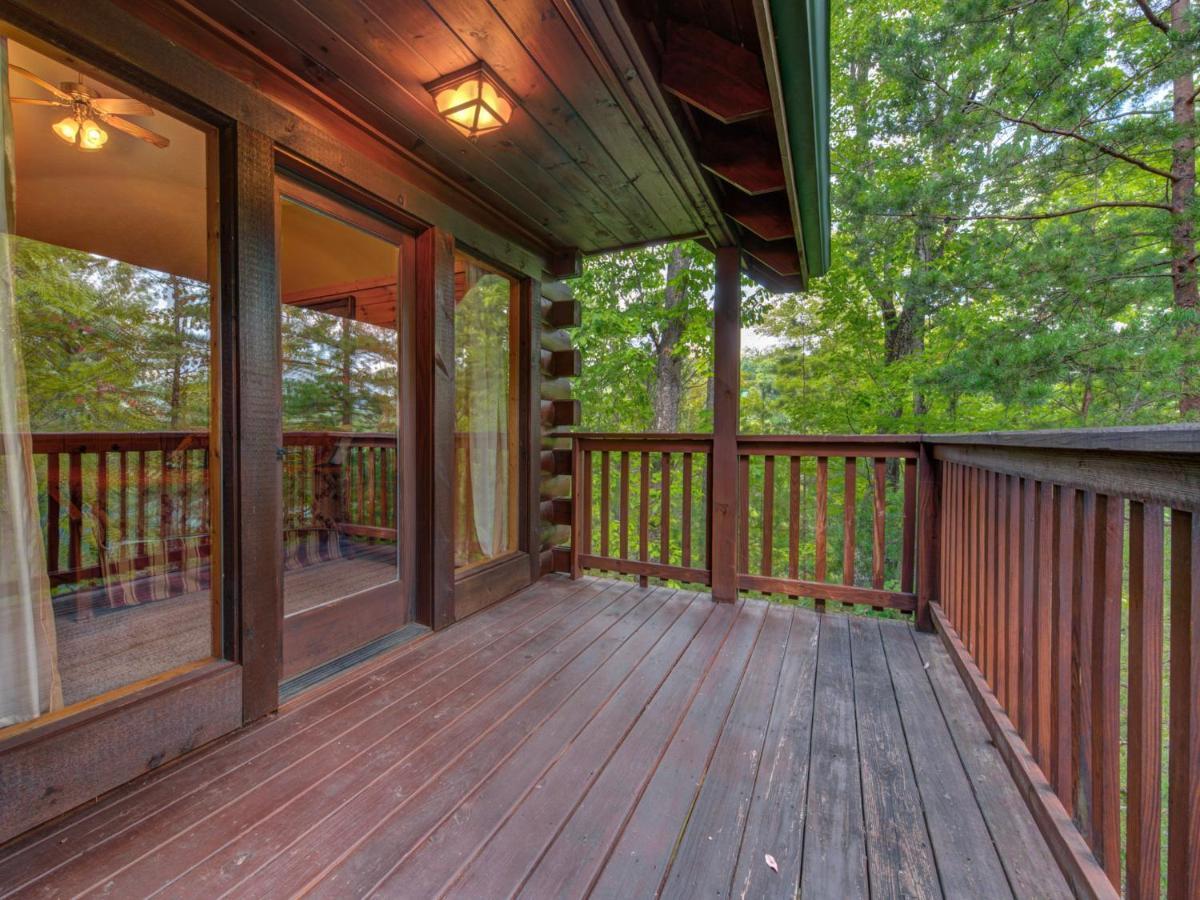 Above The Clouds, 4 Bedrooms, Pool Access, Private, Gaming, Sleeps 16 Gatlinburg Ngoại thất bức ảnh