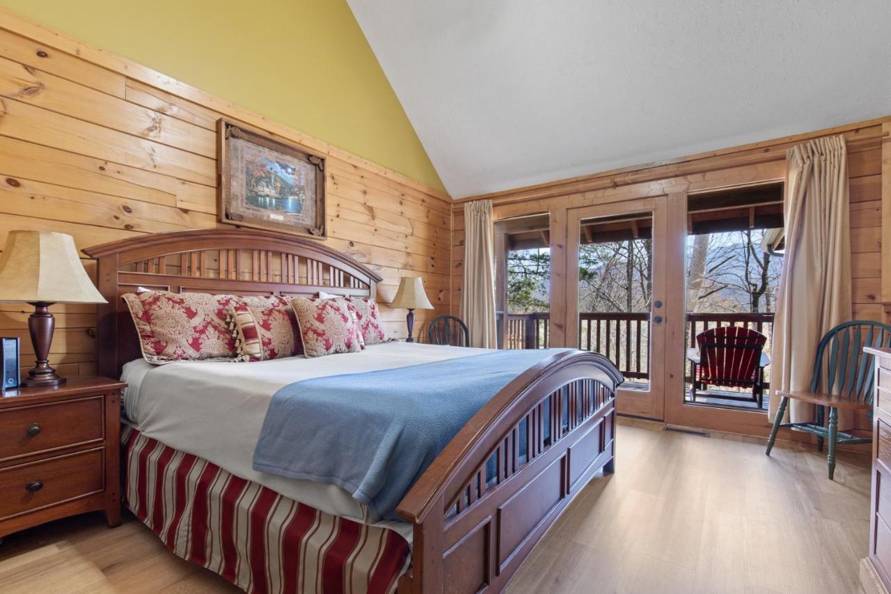 Above The Clouds, 4 Bedrooms, Pool Access, Private, Gaming, Sleeps 16 Gatlinburg Ngoại thất bức ảnh
