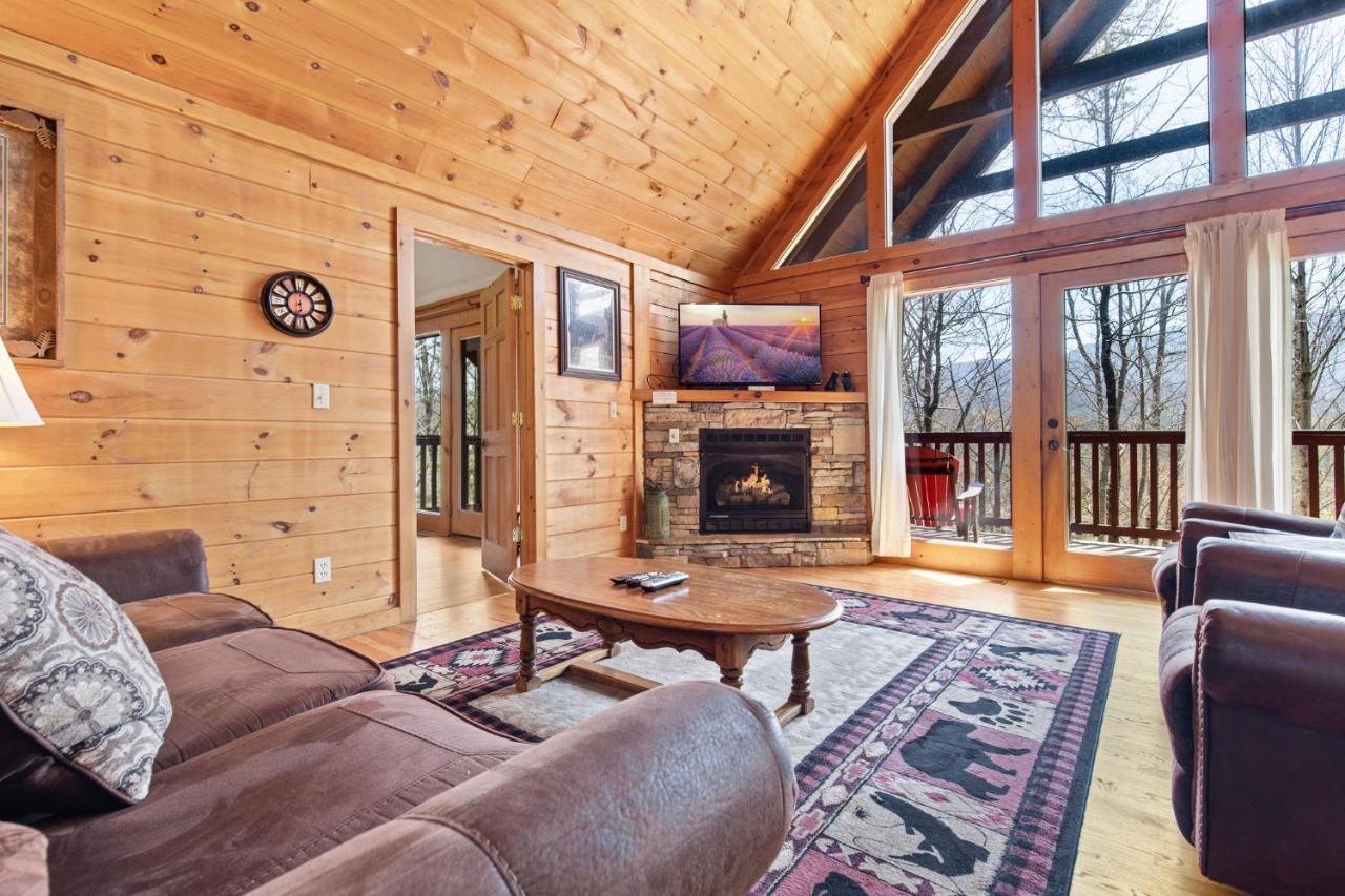 Above The Clouds, 4 Bedrooms, Pool Access, Private, Gaming, Sleeps 16 Gatlinburg Ngoại thất bức ảnh