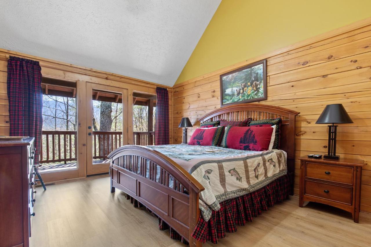 Above The Clouds, 4 Bedrooms, Pool Access, Private, Gaming, Sleeps 16 Gatlinburg Ngoại thất bức ảnh