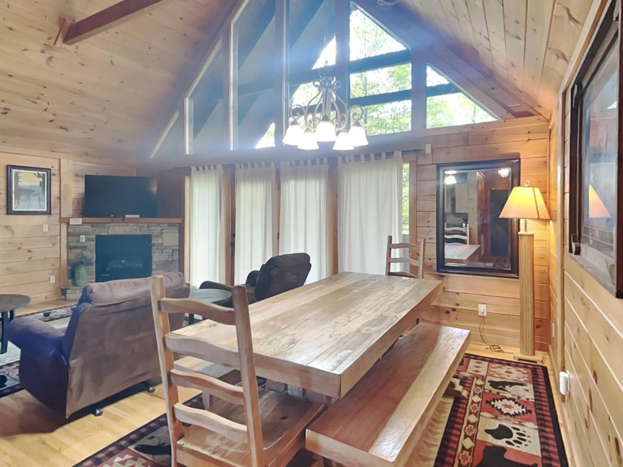 Above The Clouds, 4 Bedrooms, Pool Access, Private, Gaming, Sleeps 16 Gatlinburg Ngoại thất bức ảnh